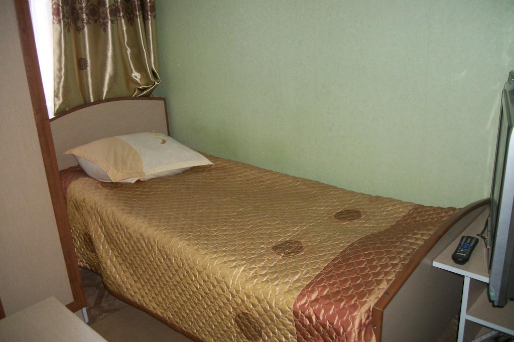 Отель Enirest Каракол Номер фото
