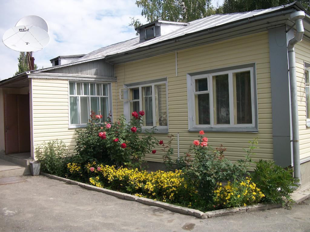 Отель Enirest Каракол Экстерьер фото