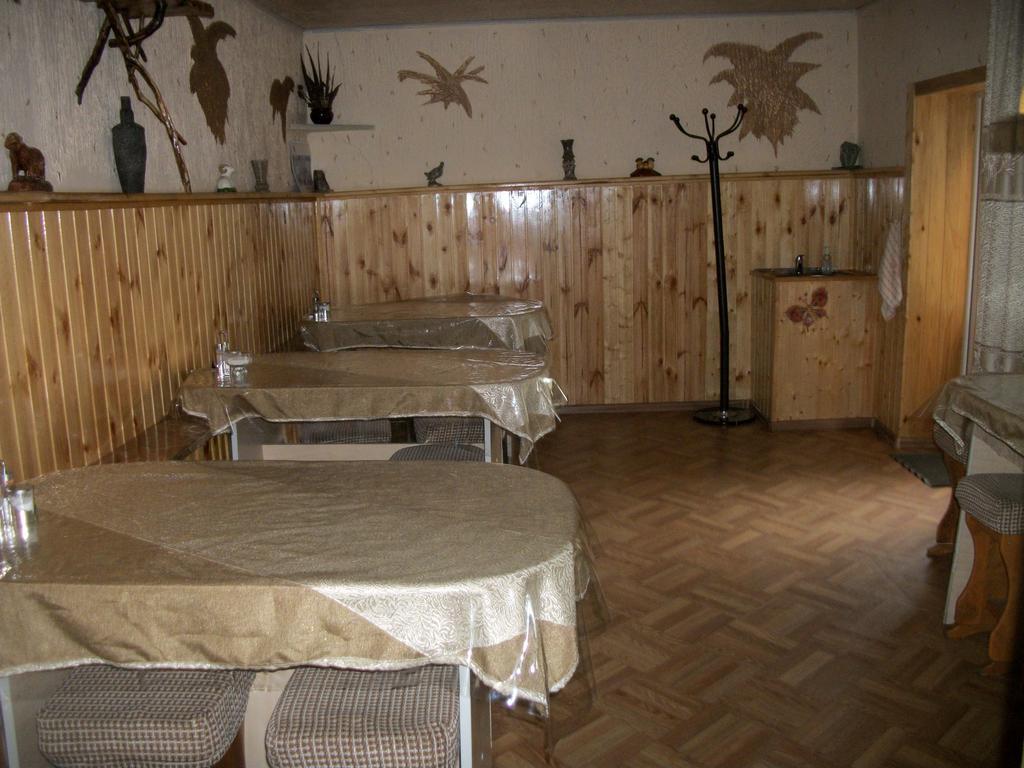 Отель Enirest Каракол Экстерьер фото