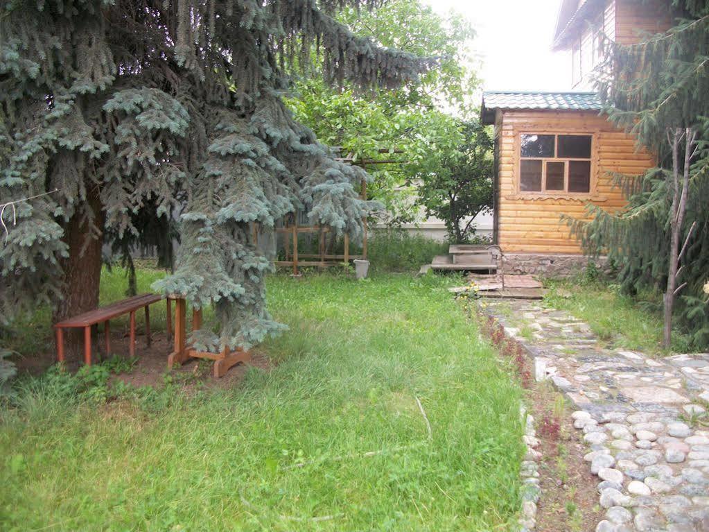 Отель Enirest Каракол Экстерьер фото